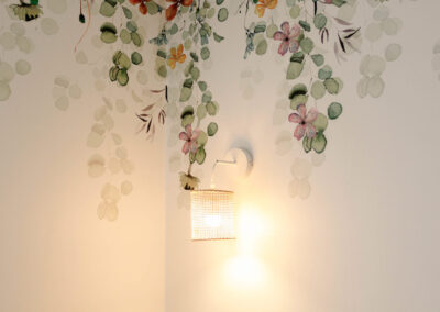 Imagen Vivomicasa-interiorismo-accesible-Calidez-Bohemia-Hab-012-scaled